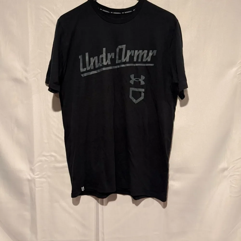 NWT Under Armour Men's Black Short Sleeve Graphic Logo Tee Gray Print